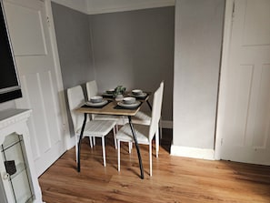 House | Dining