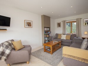 Living area - Tokenhill Cottage (Dorchester)