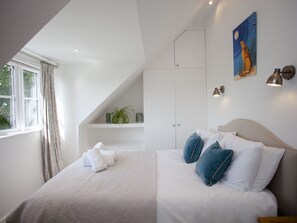 3 bedrooms, individually decorated, individually furnished, free WiFi - Tokenhill Cottage (Dorchester)