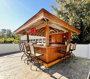 Bar (on property) - Private Pool, Tiki Bar, Beach & Sound Access (Kitty Hawk)