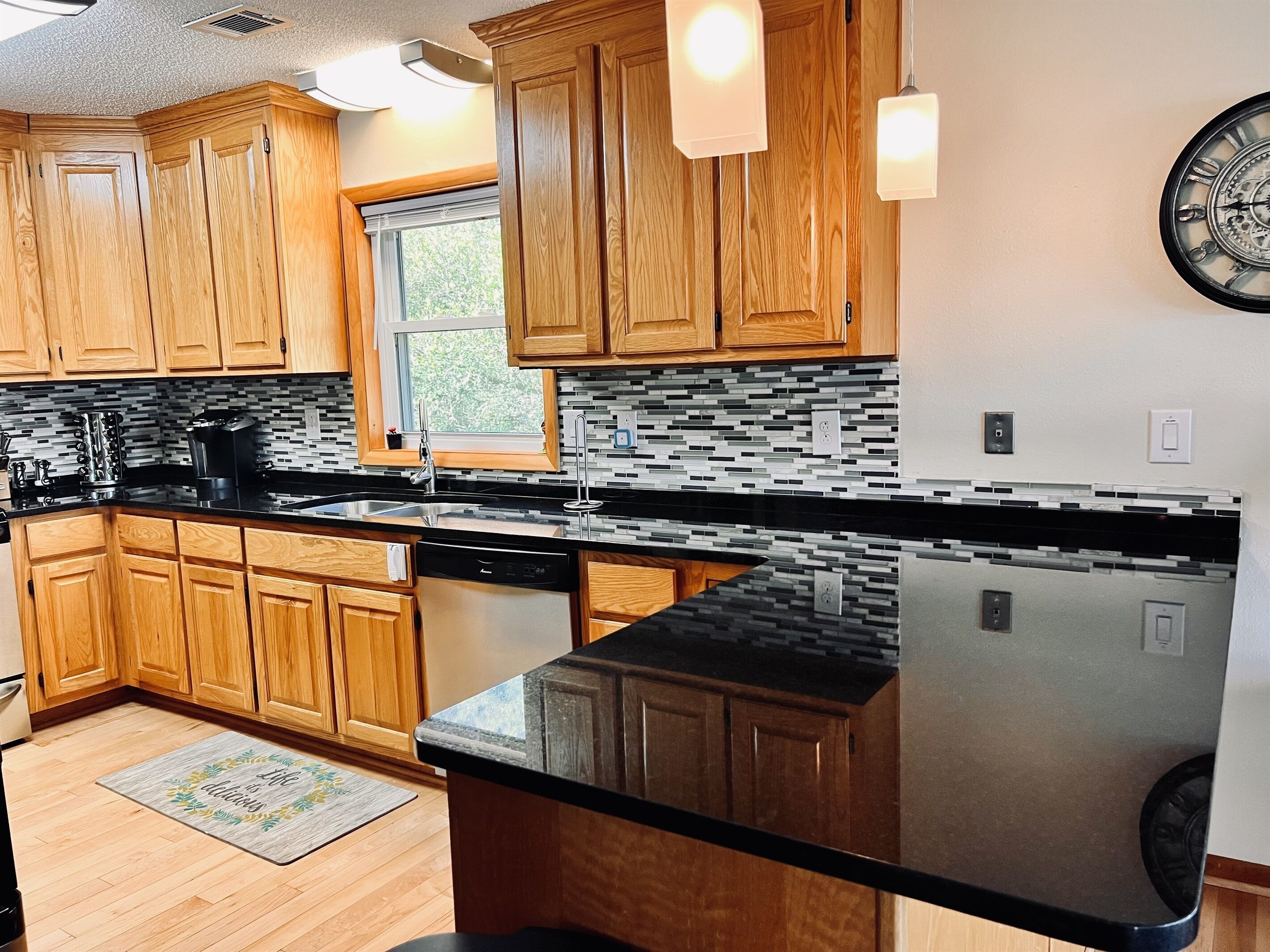 Private Pool, Tiki Bar, Beach & Sound Access