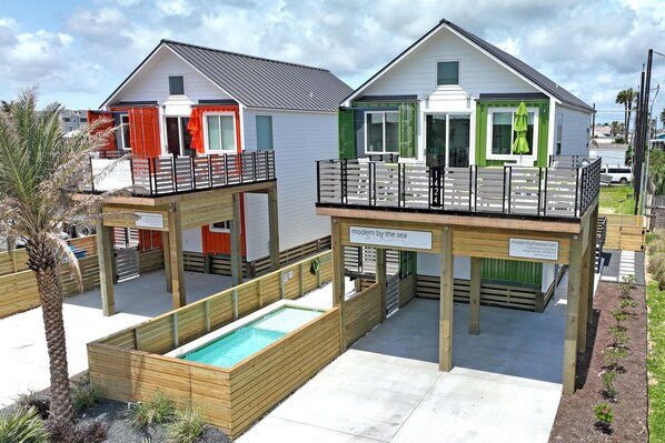 Exterior - Uniquely designed industrial chic home created from shipping containers & sustai (Port Aransas)