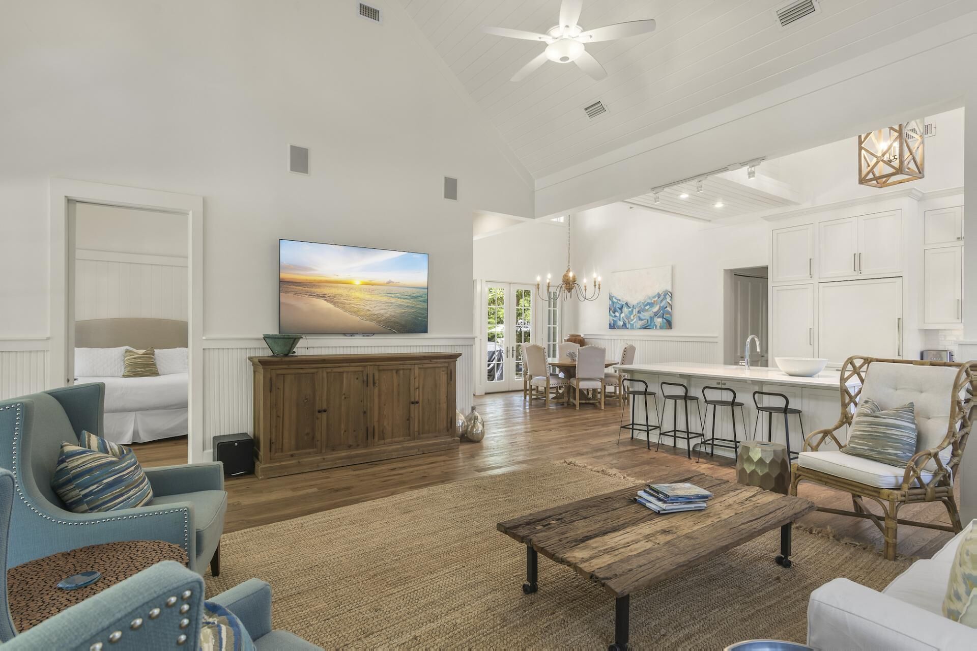 Newly Remodeled! 3 Adult Bikes! 30A Beaches!