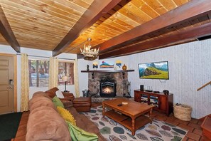 TV, fireplace, offices