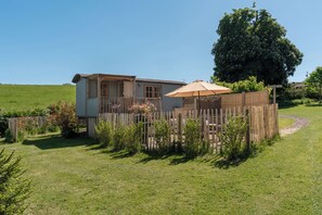 บริเวณภายนอก