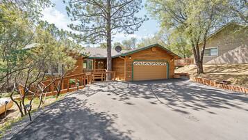 House, 3 Bedrooms | Exterior