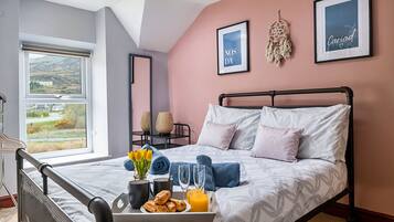 2 chambres, fer et planche Ă repasser, Wi-Fi gratuit, draps fournis