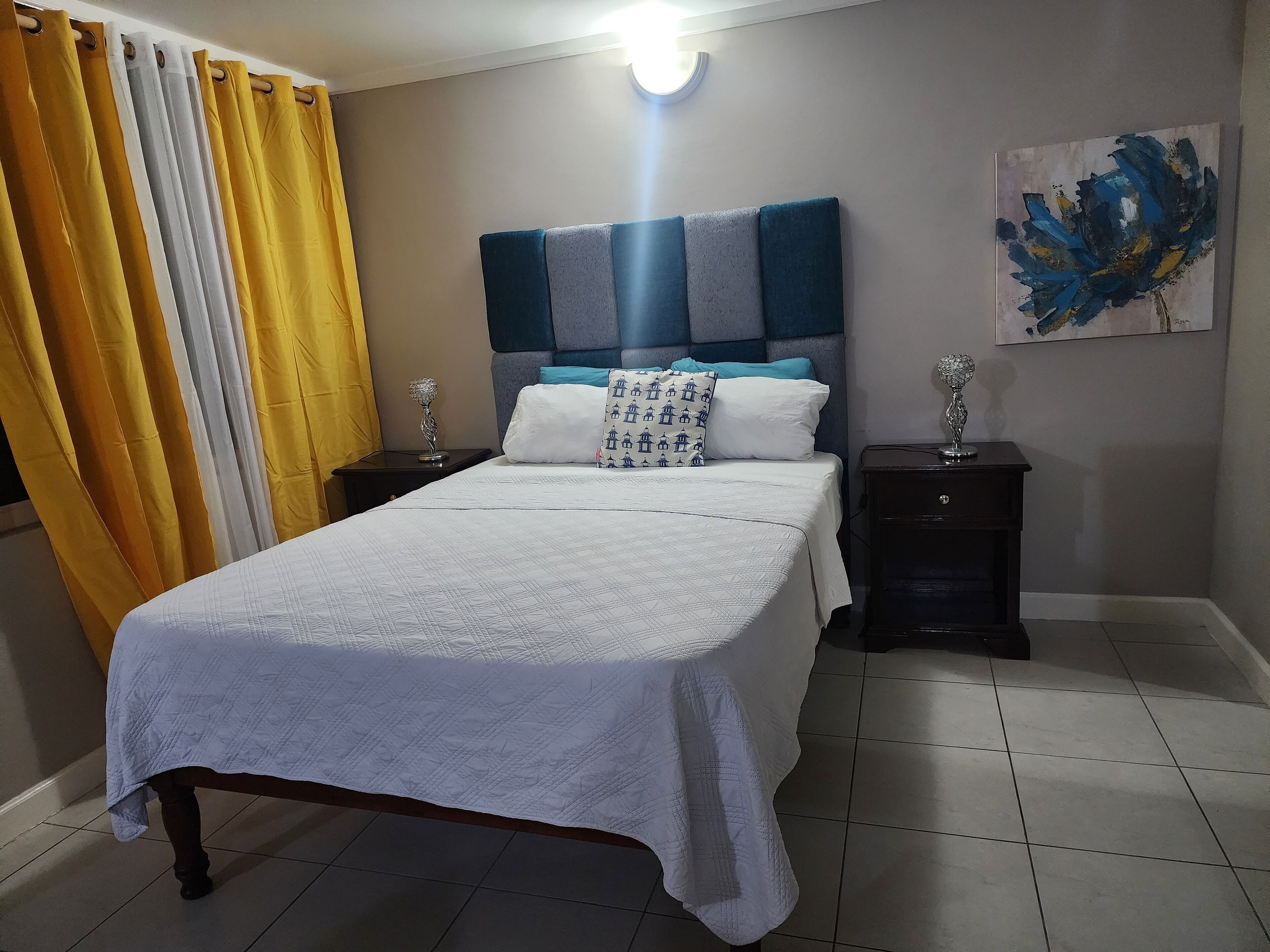 standard studio suite | iron/ironing board, free wifi, bed sheets