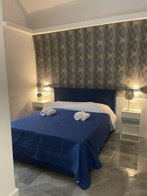 1 bedroom, WiFi, bed sheets - Naples piazza Cavour (Napoli)