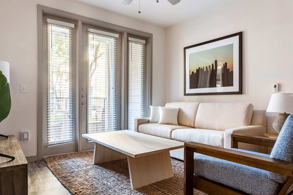Kasa | 1BD with Views of Reunion Tower | Dallas