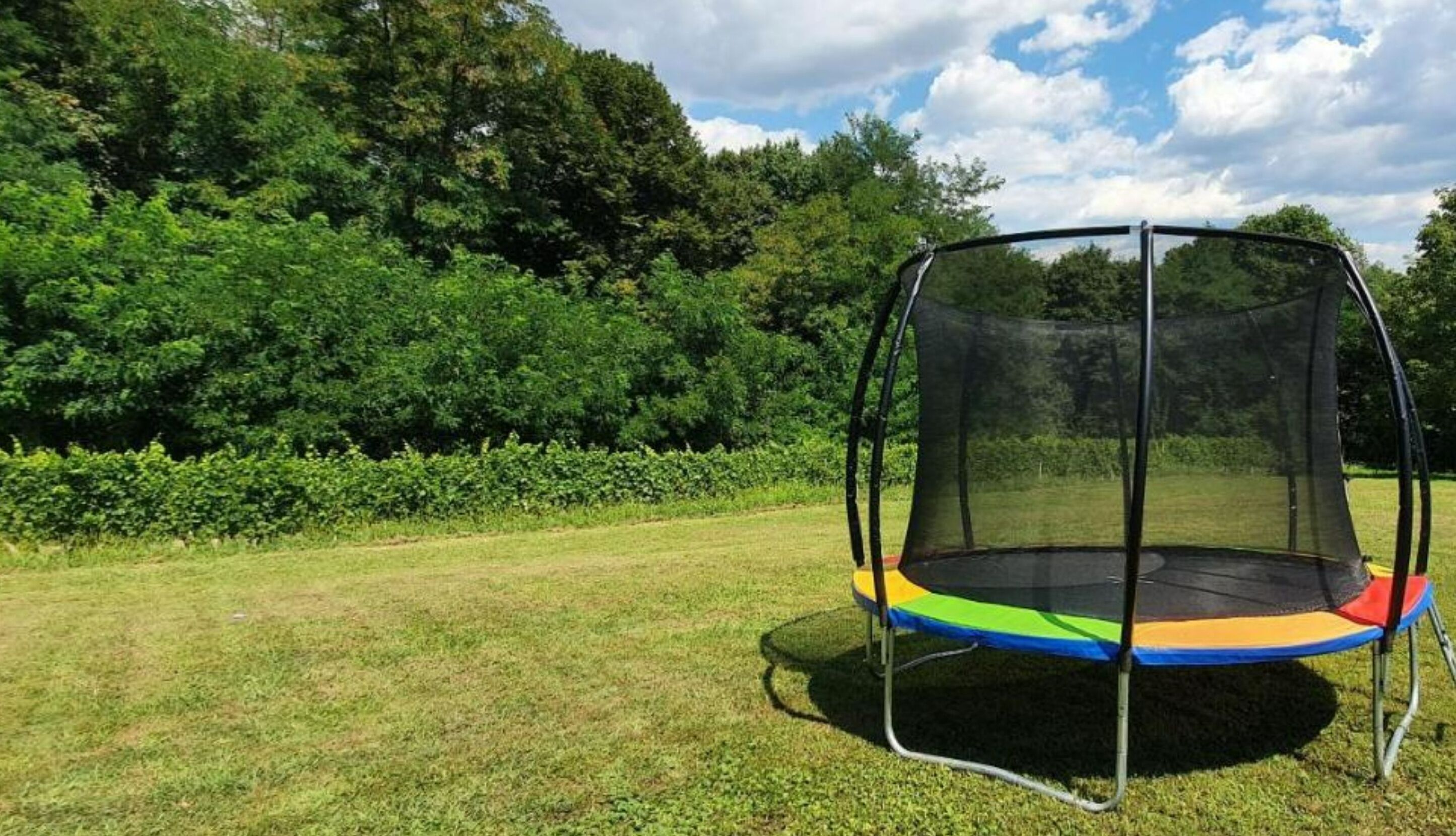 المنطقة المحيطة بالمنشأة