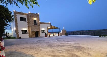 Amazing vacation home with a beautiful natural view of the Yarmouk vally.