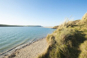 Beach - The Old Post Office, nr Wadebridge & woodland walk (Burlawn)