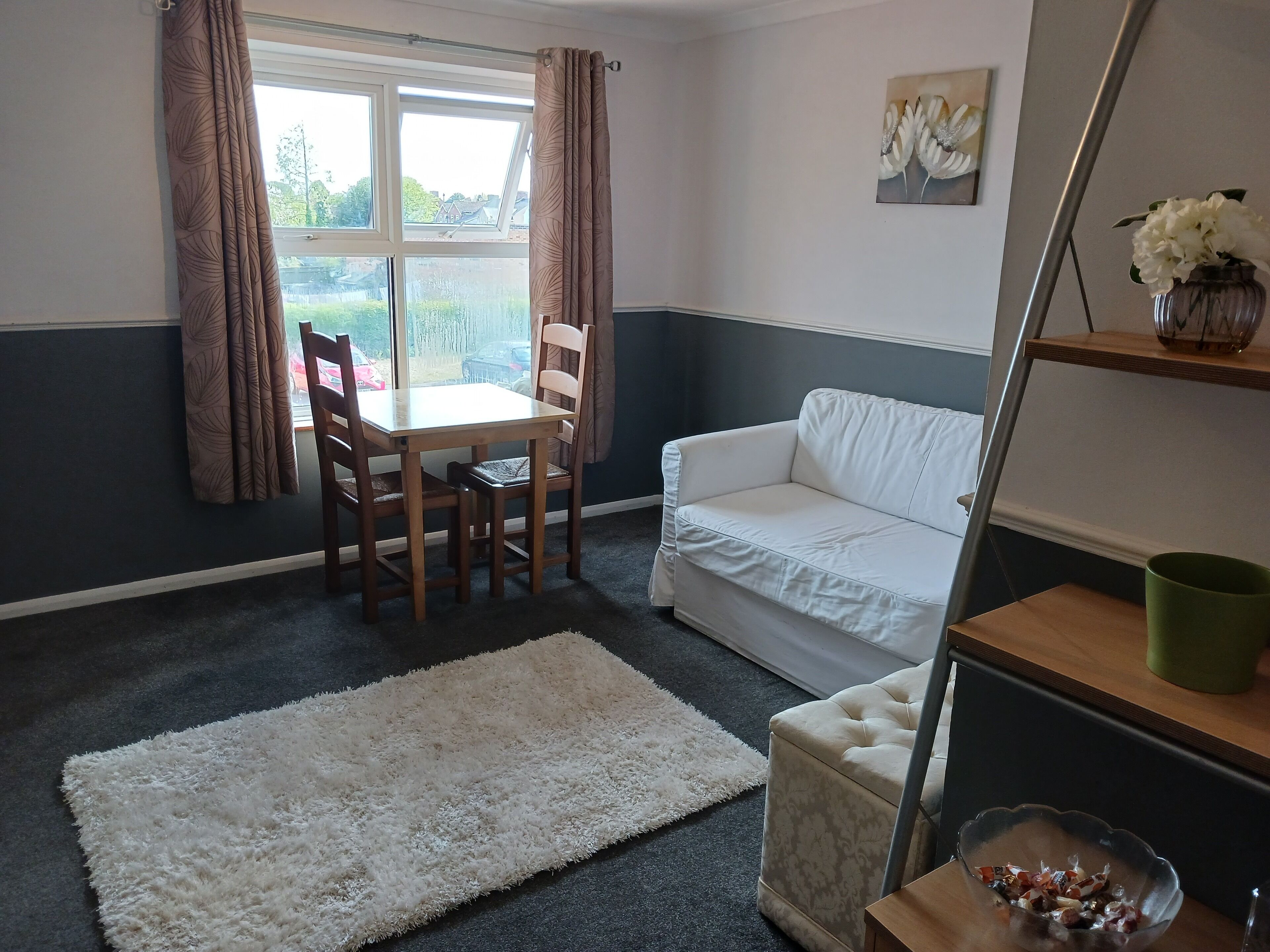 Cosy 1-bed Apartment in Swindon, Private Parking
