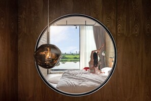 2 bedrooms, WiFi, bed sheets - The Xcape River Kwai (Kanchanaburi)