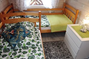 1 bedroom, free WiFi, bed sheets