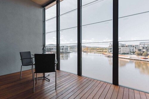 Stunning 1-Bed Above Foreshore with Water Views