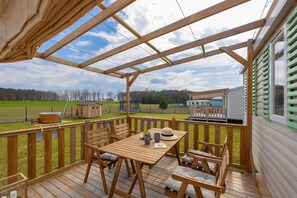 House, 3 Bedrooms, Balcony | Balcony