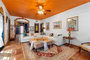 Télévision, espaces bureaux