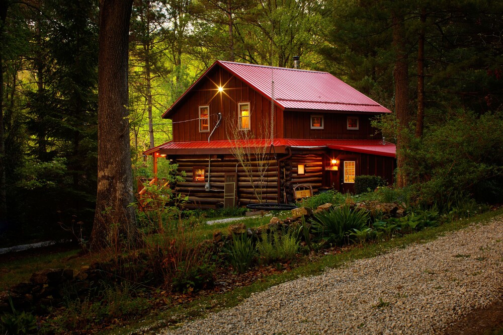 Log Cabin Hot Tub Getaway