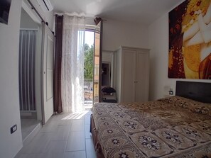 1 habitación, wifi gratis y ropa de cama