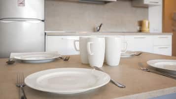 Family Apartment | Private kitchen | Full-sized fridge, microwave, stovetop, dishwasher