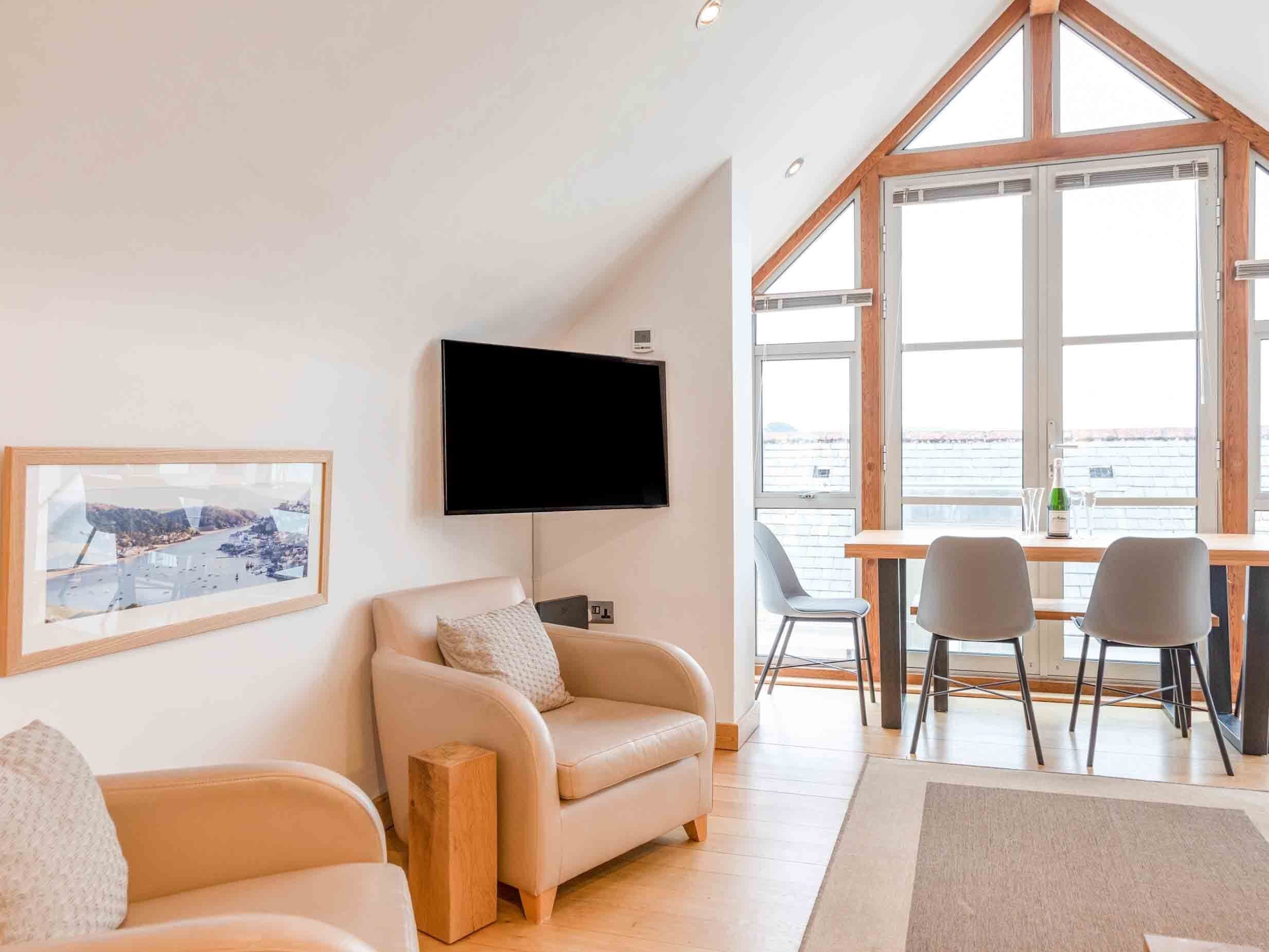 5 Harbour Yard, Family Friendly, Country Holiday Cottage In Salcombe - Salcombe
