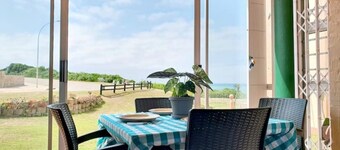 Family Beach Escape: fully-equipped 6 sleeper