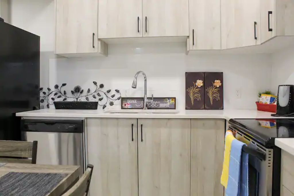 Forget your worries in this spacious and serene space. Legal Basement suite