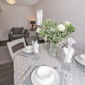 Interior - Modern Property in Town Centre Location With Parking (Ruthin, Denbighshire)