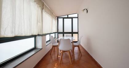 flowers apartments and rooms