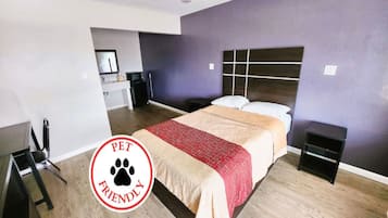 Desk, iron/ironing board, free WiFi, bed sheets