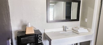 Travel Inn by OYO, Hwy 80 - Jackson