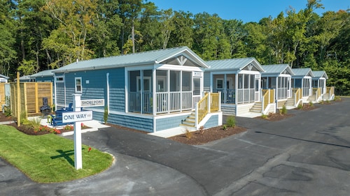 Shore Point Cottages