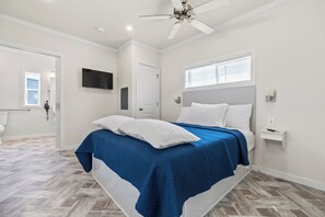 Living area - Shore Point Cottages (Berlin)