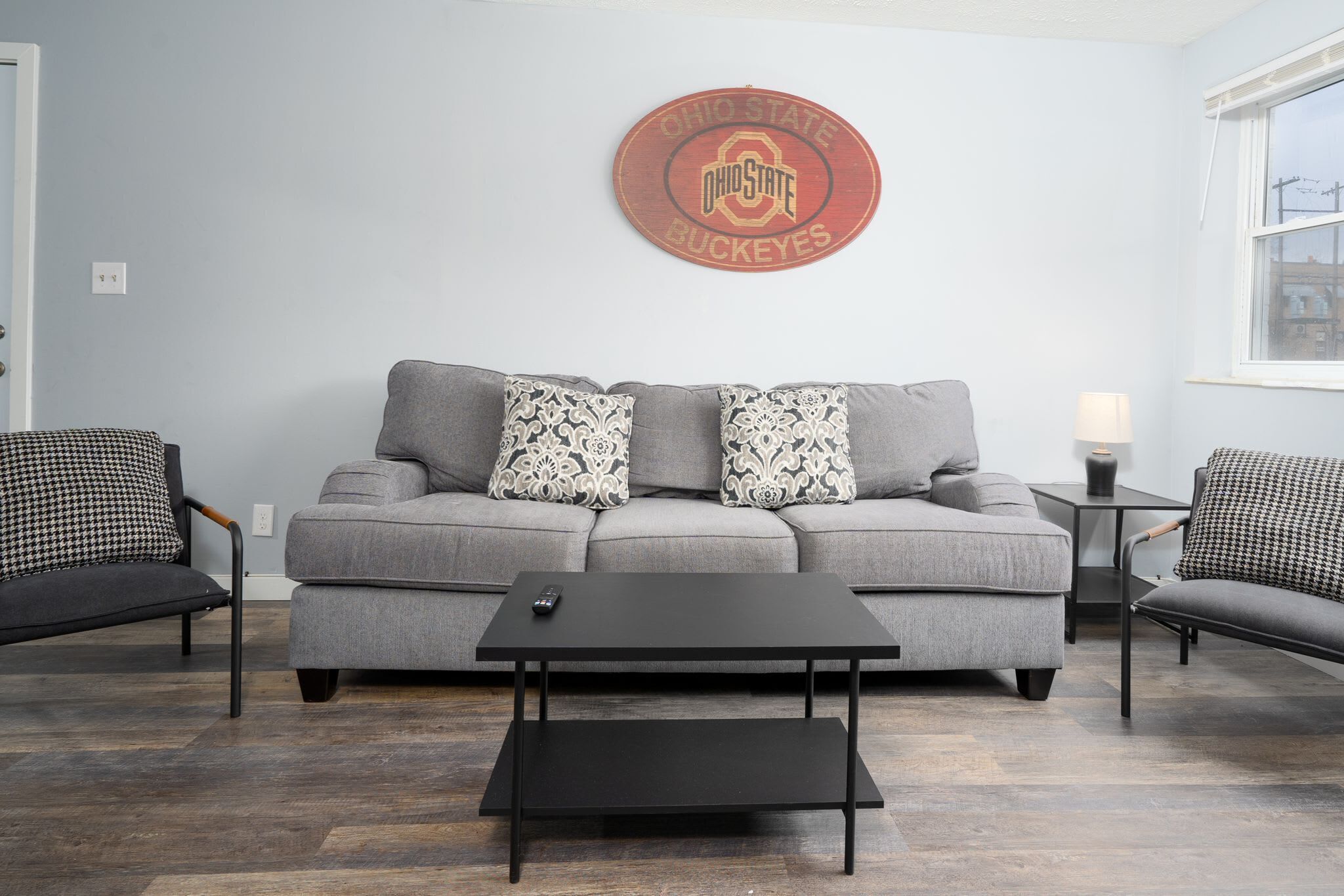 Newly Renovated 2 Bedroom