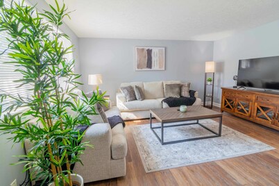 2 bedroom Steps from Ohio State Campus