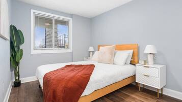 1 camera, Wi-Fi, lenzuola