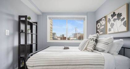 Newly Renovated 2 Bedroom