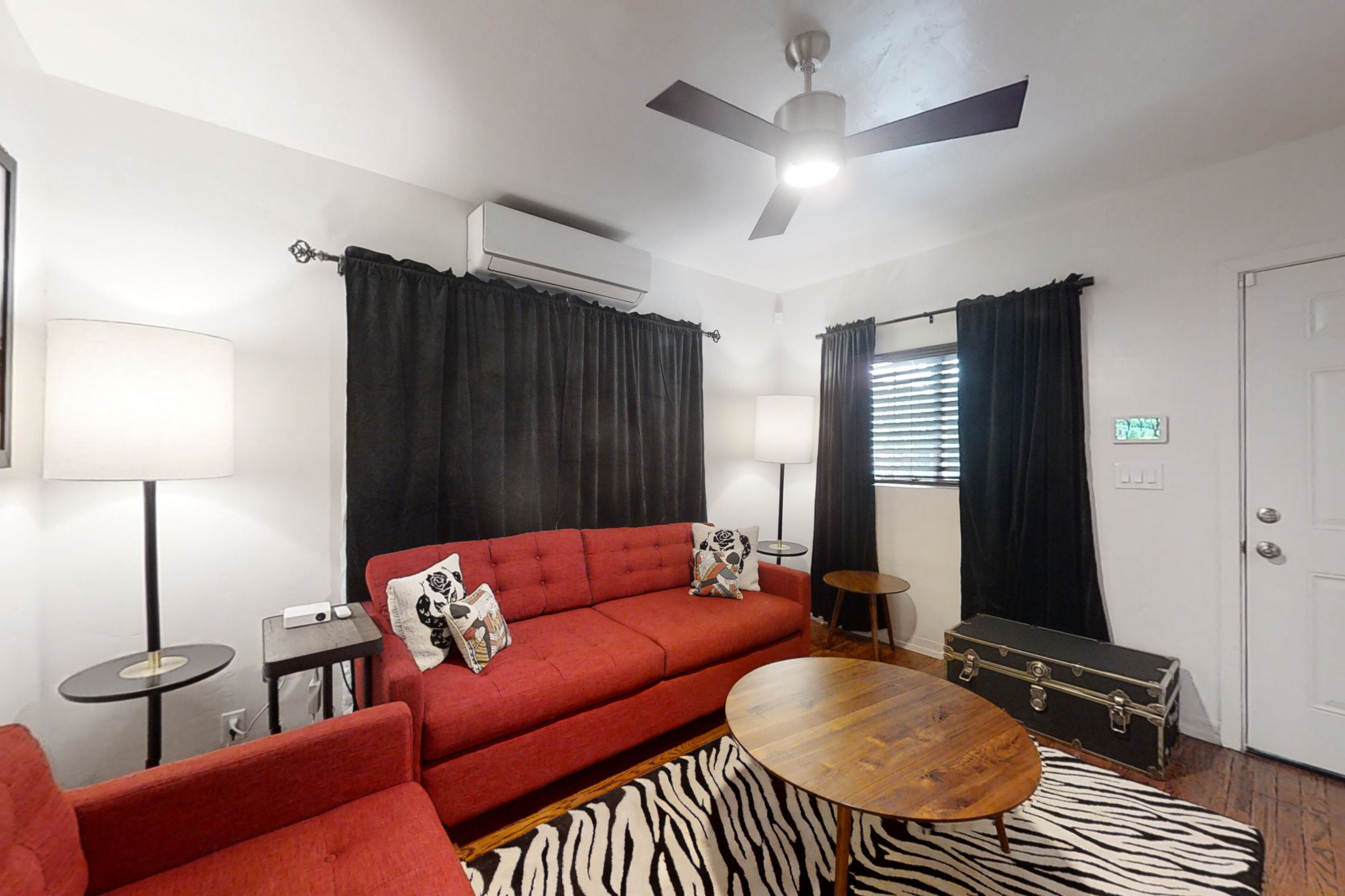 Stylish Casita with heated outdoor pool, washer, patio, streaming, & AC