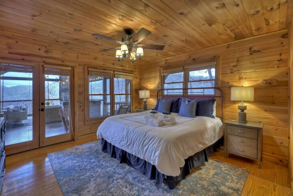 4 多间卧室、熨斗/熨衣板、旅行婴儿床、WiFi