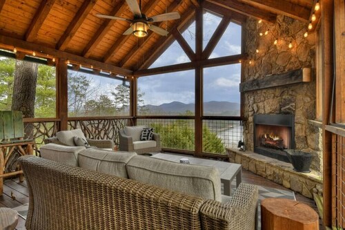 Sharin-A-Lakeview | Free Night Offer!