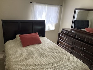 3 bedrooms, WiFi, bed sheets