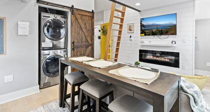 Live in Chic and Comfort: Experience Our Thoughtfully Designed 1 Bed with Loft!