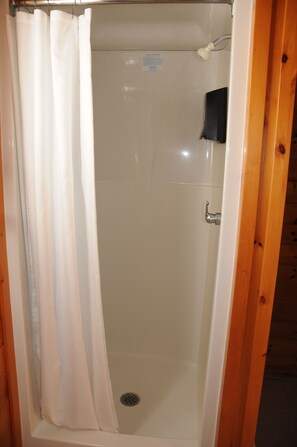 Shower, towels, soap - Cabin #1 at Fireside Lodge (Sioux Lookout)
