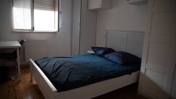 2 chambres, fer et planche Ă repasser, Wi-Fi, draps fournis