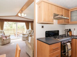 Fridge, electric kettle, toaster, cookware/dishes/utensils
