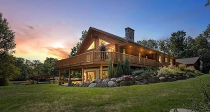 5 bed 3 bath cabin SE WI 1hr fr Chicago!
