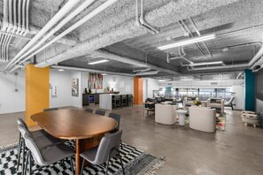 Dining - Central location in Mid-Downtown BHAM 2min > UAB (Birmingham)