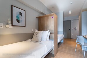Basic Studio | 1 bedroom, desk, laptop workspace, free WiFi